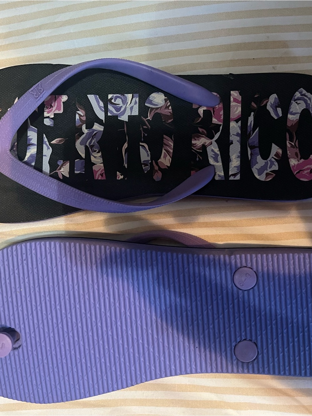 Puerto Rico Flip Flops - Picture 2 of 2